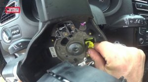 ✅✌??? Volkswagen Polo — Как снять руль. извечная проблема