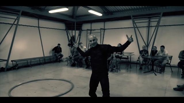 Крутые прыжки с парашютом на ДЗ "Майское" смотреть онлайн
