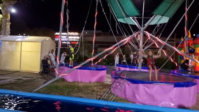 ЛУНА-ПАРК в п. КОНАКЛЫ/Показываем аттракционы и рассказываем сколько стоит/Турция 2021 смотреть онлайн