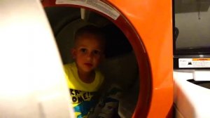 Bad Baby Игры на Крыше - Мама в Шоке! Hidden Crying Baby - Kids Prank their Mommy