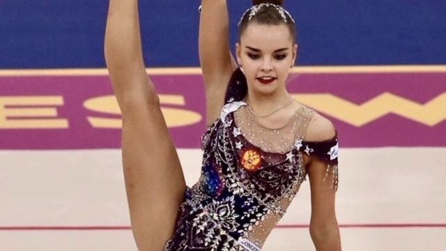 Дина и Арина Аверины смотреть онлайн