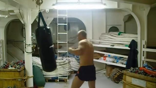 Легкая работа на мешке.mp4 смотреть онлайн