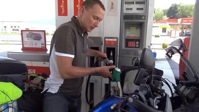 Заправка в Испании.