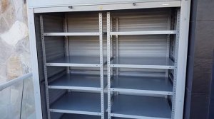 РОЛЛЕТНЫЙ ШКАФ С ПОЛКАМИ, ROLL-UP CABINET WITH SHELVES
