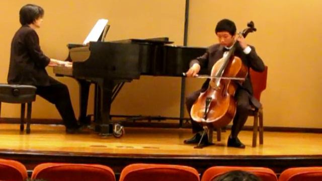 Romberg Cello Sonata in E minor Op. 38 No.1, 1st mvmt by Jonathan Kim смотреть онлайн