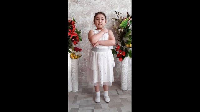 Дом проснулся на заре А Барто смотреть онлайн