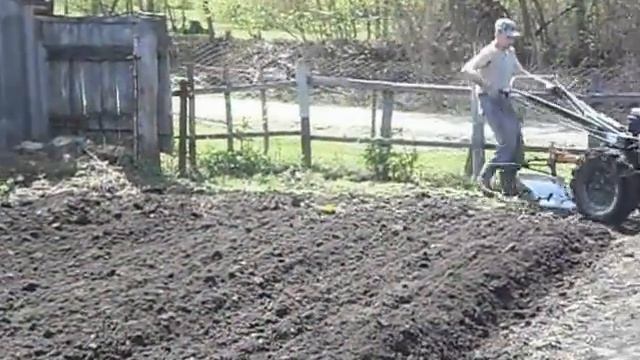 Посадка картошки мотоблоком зирка под плуг смотреть онлайн