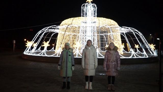 Тихой ночью в Вифлееме! Рождественская песня 2023! Семья Гоготовых. смотреть онлайн