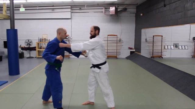 Judo: Grip Fighting Essentials смотреть онлайн