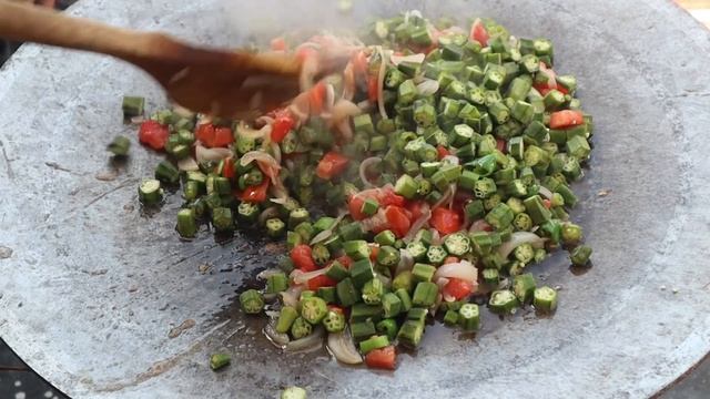 Tawa Egg Bindi Breakfast Village Style By Mukkram Saleem | MY Village Food Secrets