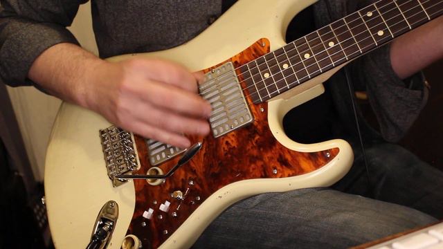 Waterslide Guitars S-Style, Trans Blonde, One-Piece Swamp Ash, Mojo Dual Foil Pickups & Coil Splits смотреть онлайн