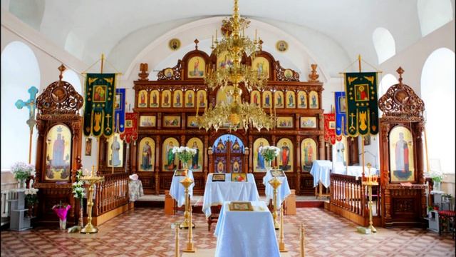 Красивое женское песнопение в храме св. Владимира г.Кишинев смотреть онлайн