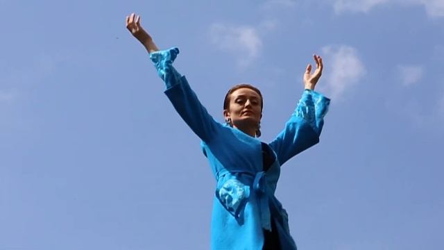 От бурки до кутюра смотреть онлайн