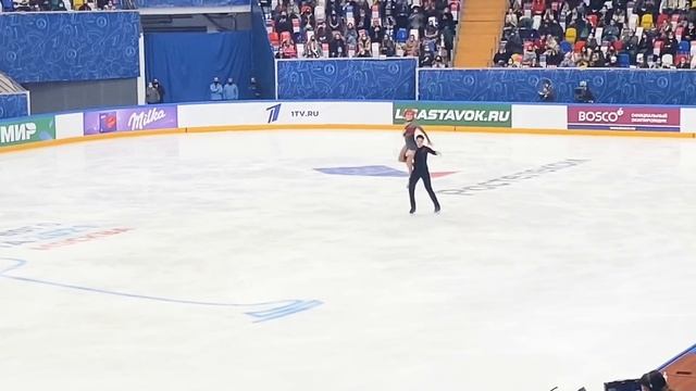 Тиффани Загорски, Джонатан Гурейро ПП 07.02.21 Кубок Первого канала по фигурному катанию смотреть онлайн