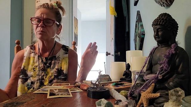 The High Priestess Oracle Today's Wisdom? Gentle, Channeled Guidance from Spirit? and the Divine ?? смотреть онлайн