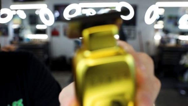 BEST TRIMMER EVER?!? ? Stylecraft Saber Trimmer Review and Unboxing