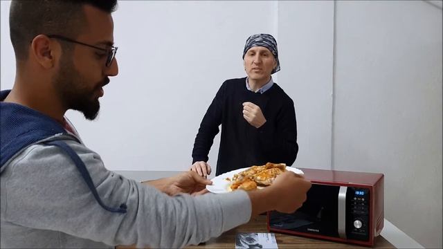 SAMSUNG Mikrodalga Fırın İnceleme MW5100 ve MW301 karşılaştırma смотреть онлайн