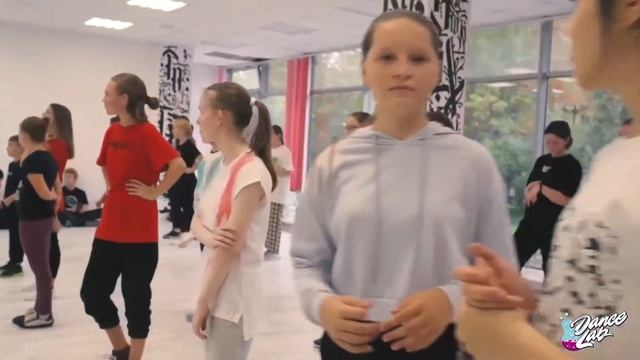 ДЕНЬ ОТКРЫТЫХ ДВЕРЕЙ смотреть онлайн