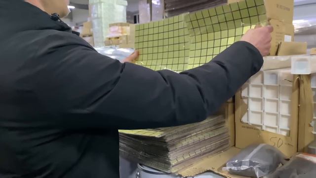 VLOG: Светофор в Феврале  Пошли с Мужем в магазин СВЕТОФОР  Обошли весь магазин