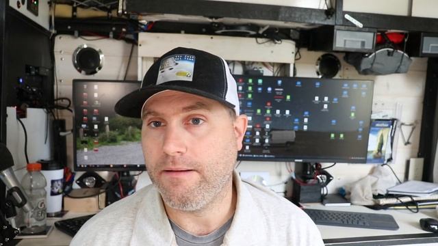 Installing Linux on a USB? Consider This. смотреть онлайн