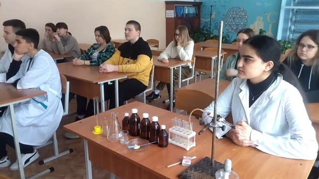 Кислород. Свойства, получение и применение. МБОУ г. Мценска " Лицей 5" Успех каждого ребенка смотреть онлайн