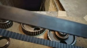 Замена передних сальников без разбора двигателя  ВАЗ 2105.