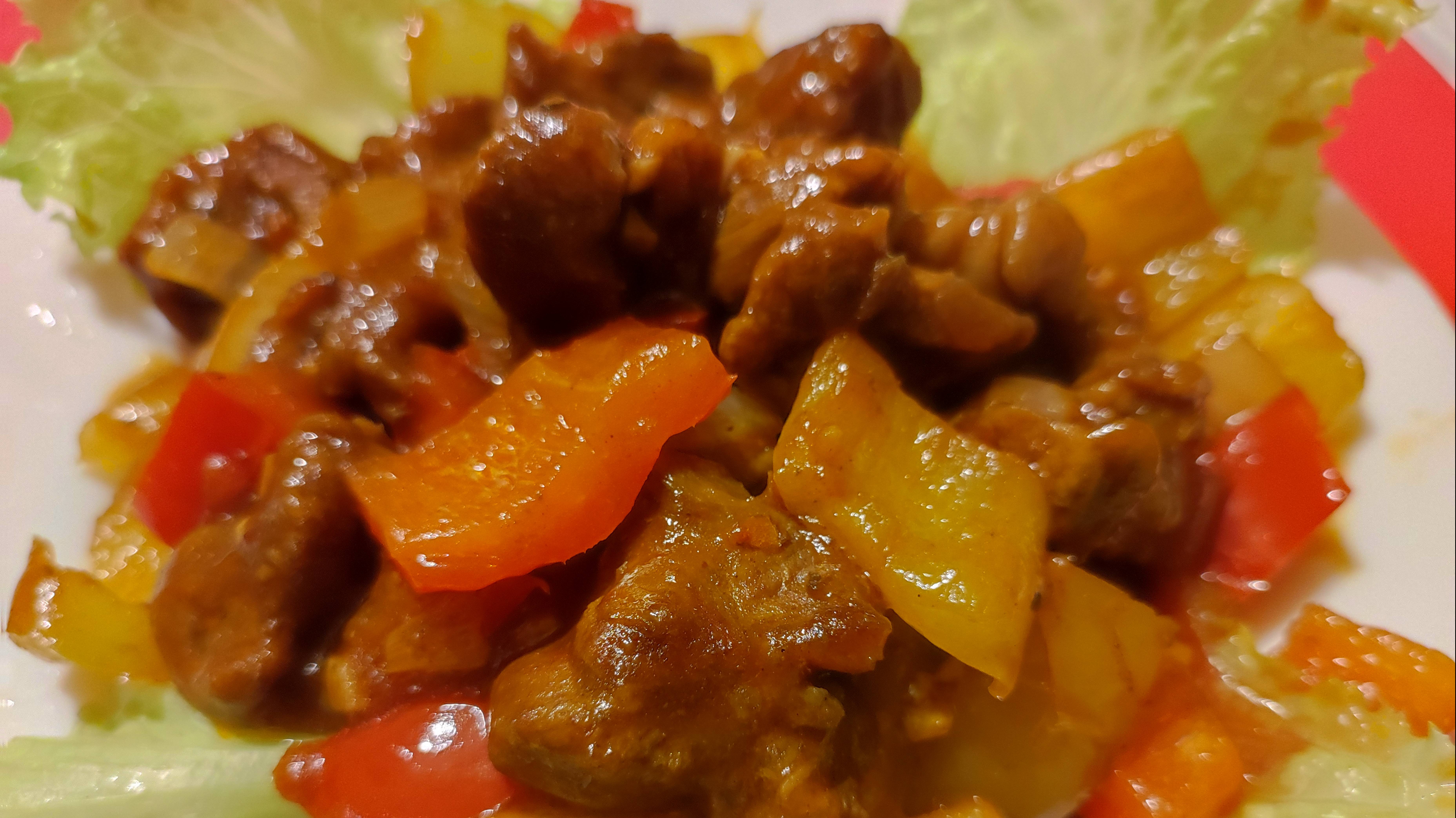 СУПЕР КУХНЯ! Мясо по-азиатски. Простой видео рецепт сытного обеда, ужина, перекуса для всей семьи. смотреть онлайн