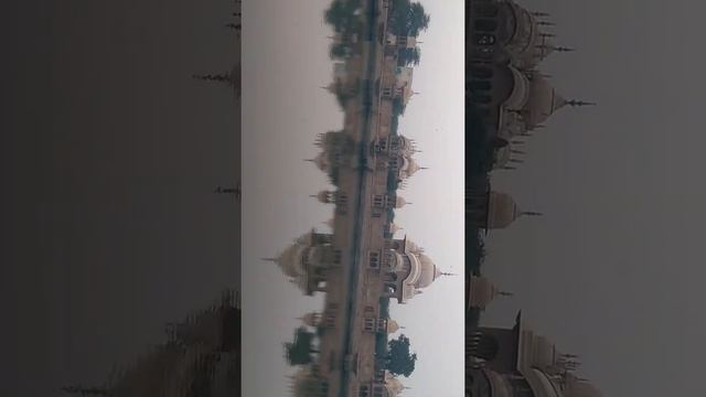 Darshan and story of Kusum Sarovar, Govardhan ? смотреть онлайн