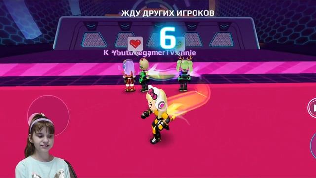 PK XD - ТЕСТИРУЕМ КОСТЮМ В СУМАСШЕДШИХ ГОНКАХ, CRAZY RUN - игровой канал Влада Бест смотреть онлайн