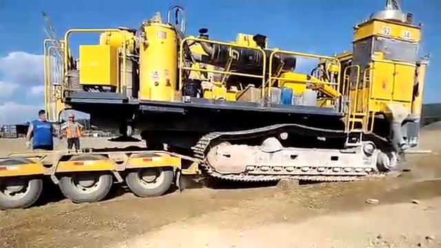 Транспортировка бурового станка! Без мачты. смотреть онлайн