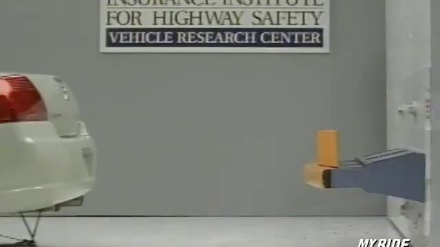 Bumper Crash Test: '07 Mitsubishi Galant смотреть онлайн