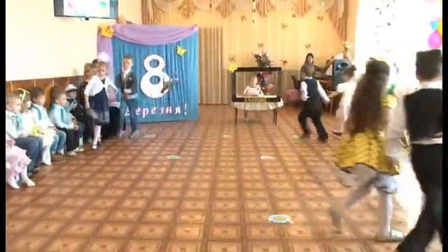 Утренник 8 марта 2 смотреть онлайн