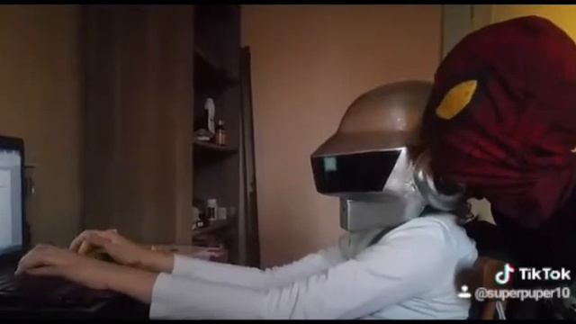 Daft punk, spider man cosplay смотреть онлайн