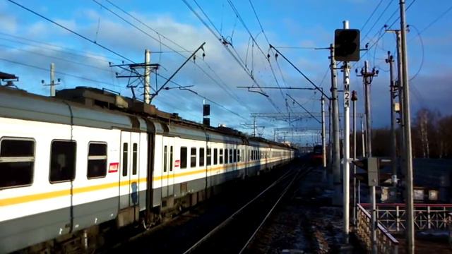 Двухэтажный аэроэкспресс и новый ЭД4М в окрестностях Шереметьево смотреть онлайн