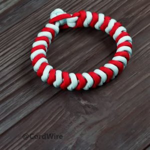 браслет из паракорда с  узлом из 2 нитей#shorts