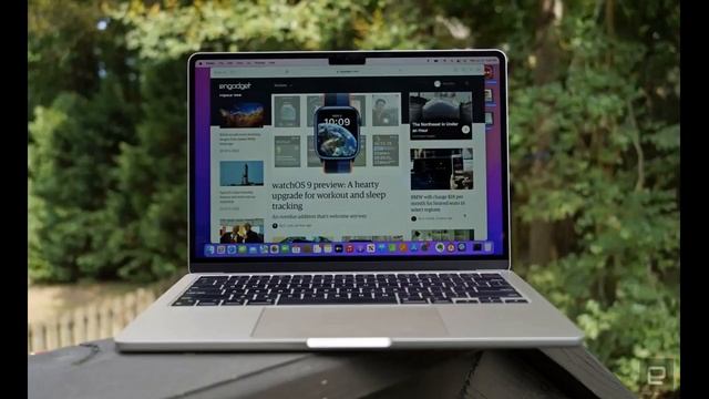 Apple 2022 MacBook Air Laptop with M2 chip: 13.6-inch Liquid Retina Display, 8GB RAM, 512GB SSD... смотреть онлайн