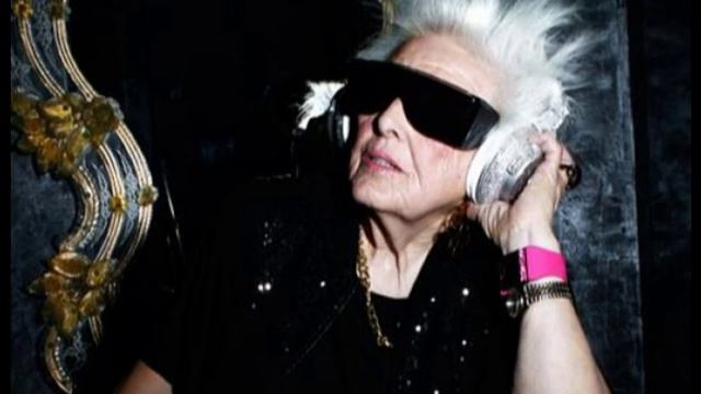 DJ Ruth Flowers - Mamy Rock смотреть онлайн