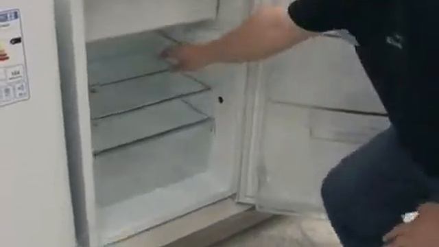 Electrolux ERT 1505 FOW hűtőgép Márkabolt смотреть онлайн