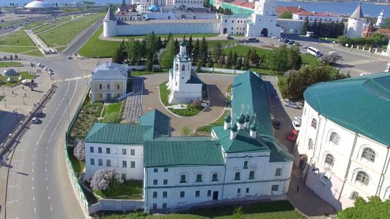 Казань. Иоанно- Предтеченский и Спасо- Преображенский монастыри смотреть онлайн