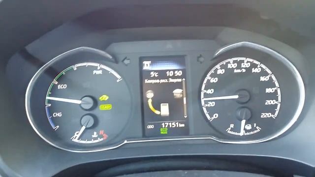 Toyota yaris hibrid. Тойота ярис гибрид опыт проката 2000 км. смотреть онлайн