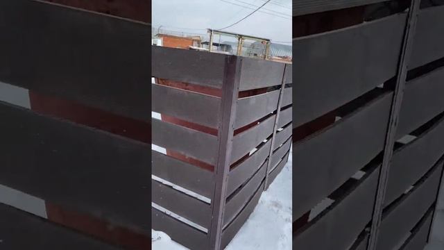 Ограждение для мусорных баков.Полимерпесчаная доска. kompozit54.com смотреть онлайн