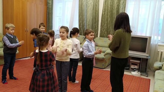 Коммуникативная ритмическая игра " Раз,два,три". смотреть онлайн