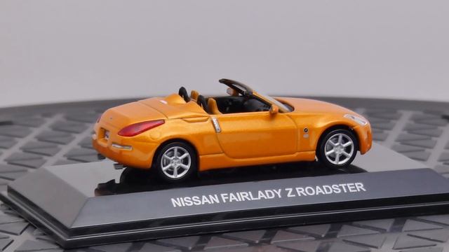 AUTO art 1:64　NISSAN FAIRLADY Z ROADSTAR 2002 / diecast model car смотреть онлайн