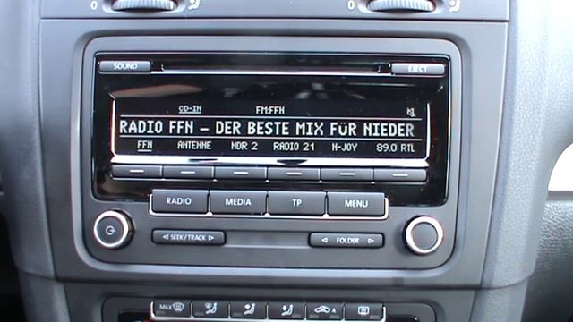 VW RCD 310 Blutooth, Parksensoren und Klimaanzeigen im Golf VI смотреть онлайн