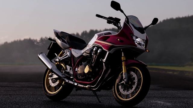 Honda CB1300 y CB1300 Super Bol D`Or SP 30 Aniversario 2023 смотреть онлайн