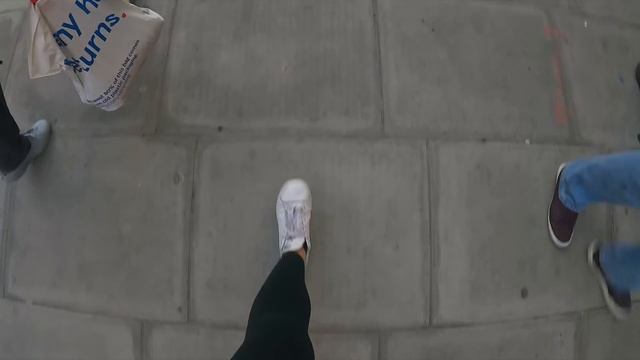 ”Top 5 things to do in London in Winter” by Christianne Risman – EF Guest Vlog смотреть онлайн