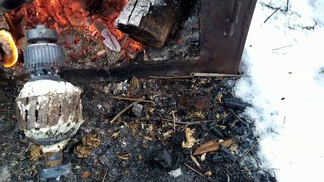 КАК РАЗОБРАТЬ ЯКОРЬ ЭЛЕКТРОДВИГАТЕЛЯ НА МЕДЬ , ОБЖИГАЮ КОНТАКТЫ смотреть онлайн