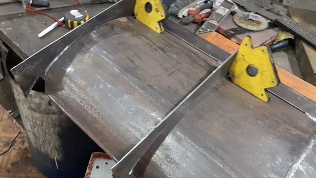 Самодельный минитрактор переломка. Серия 16. Строим снежный отвал. Часть 2. DIY смотреть онлайн