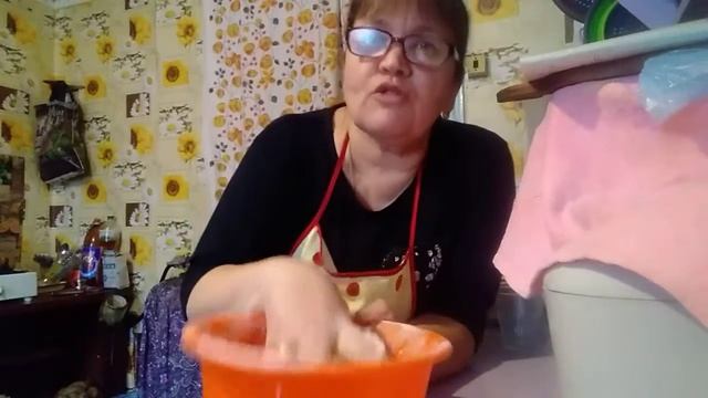 булочки с штрейзольной крошкой смотреть онлайн