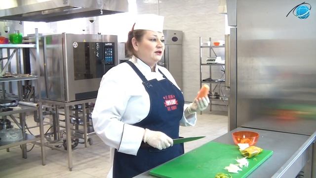 Элементы приготовления блюд. Нарезка "Жюльен"(мастер произв. обучения Малиновская А.В.) смотреть онлайн